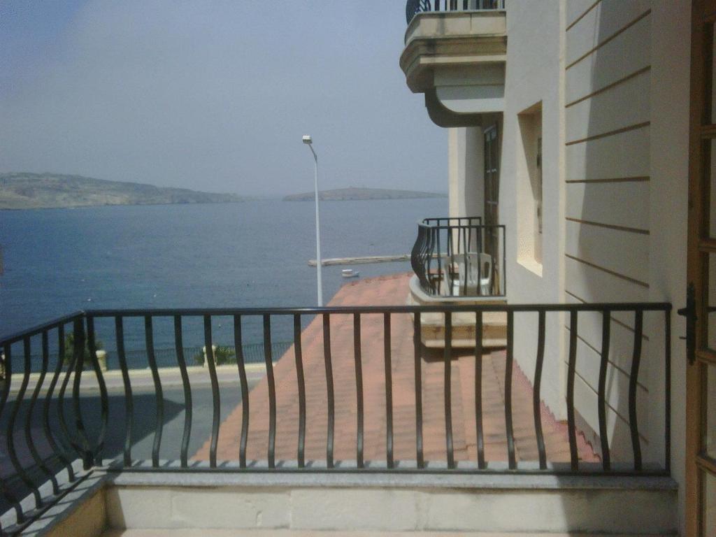 The Mediterranea Hotel & Suites St. Paul's Bay Exteriér fotografie